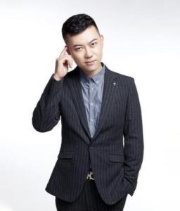 郭嘉宁资料,才华横溢的青年才俊，引领时代潮流的先锋